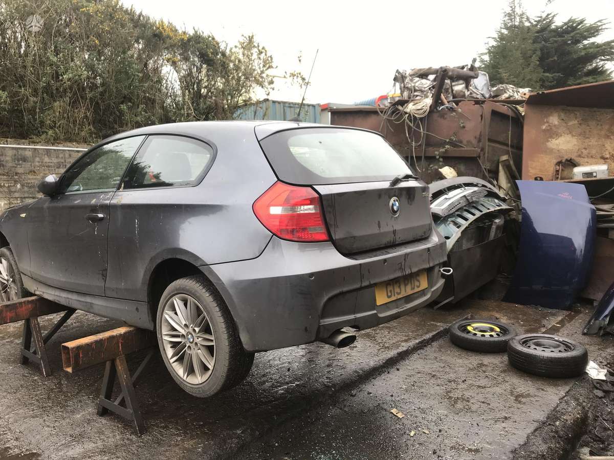 BMW 118