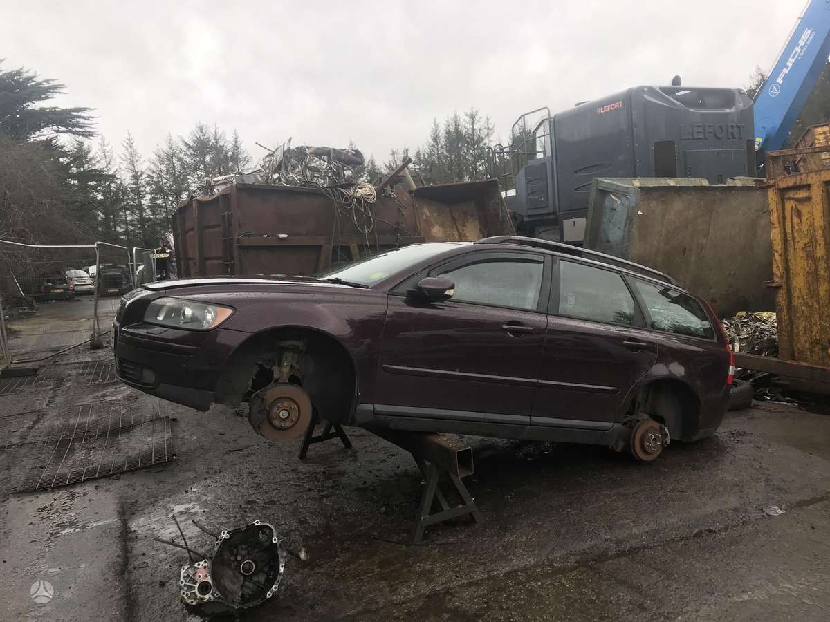 Volvo V50