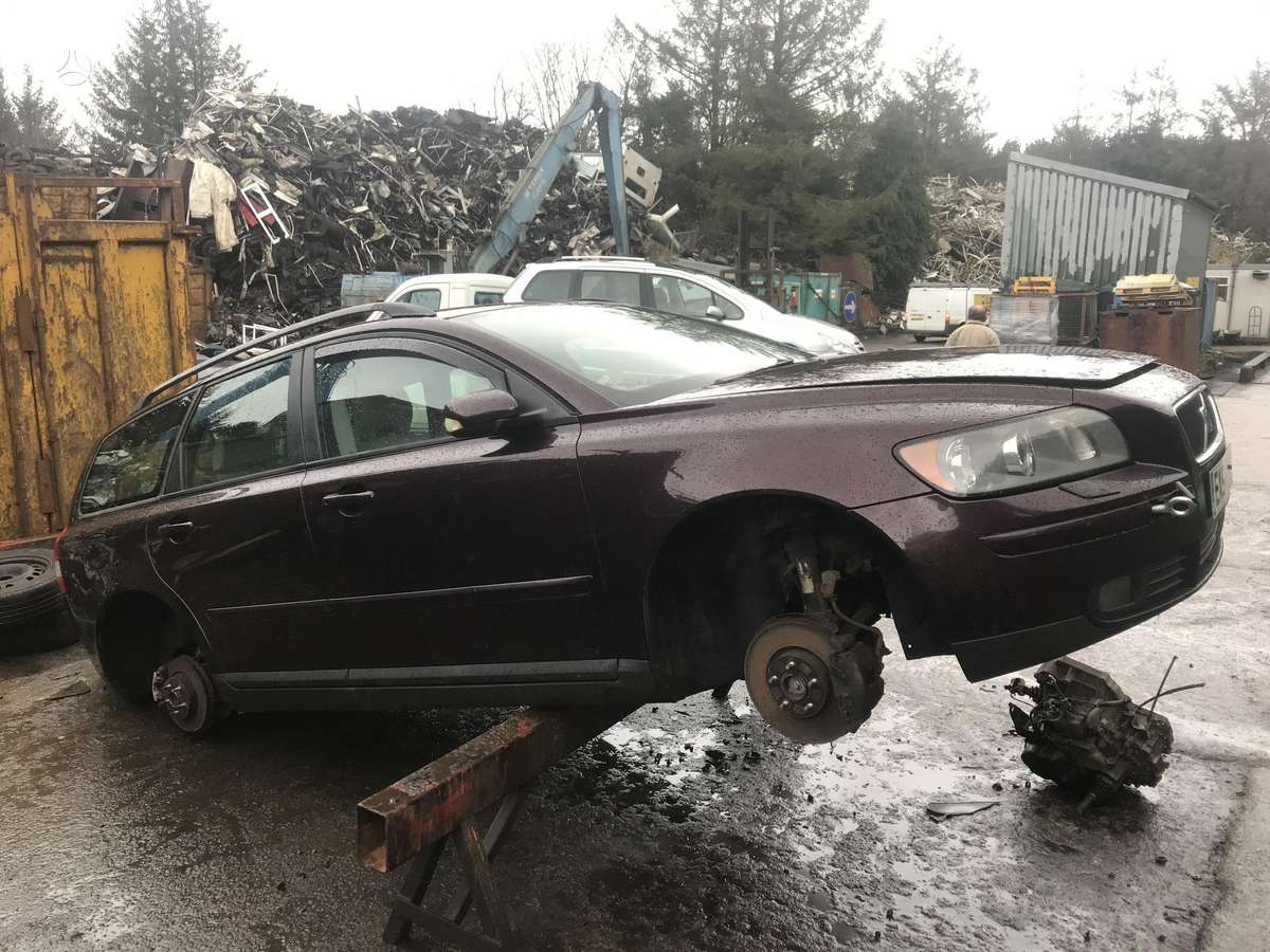 Volvo V50