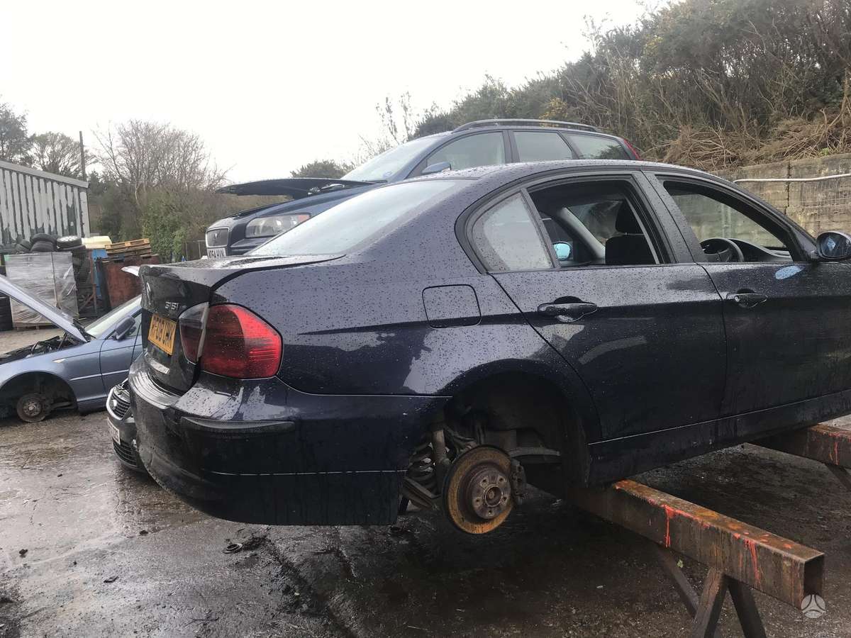 BMW 3 serija