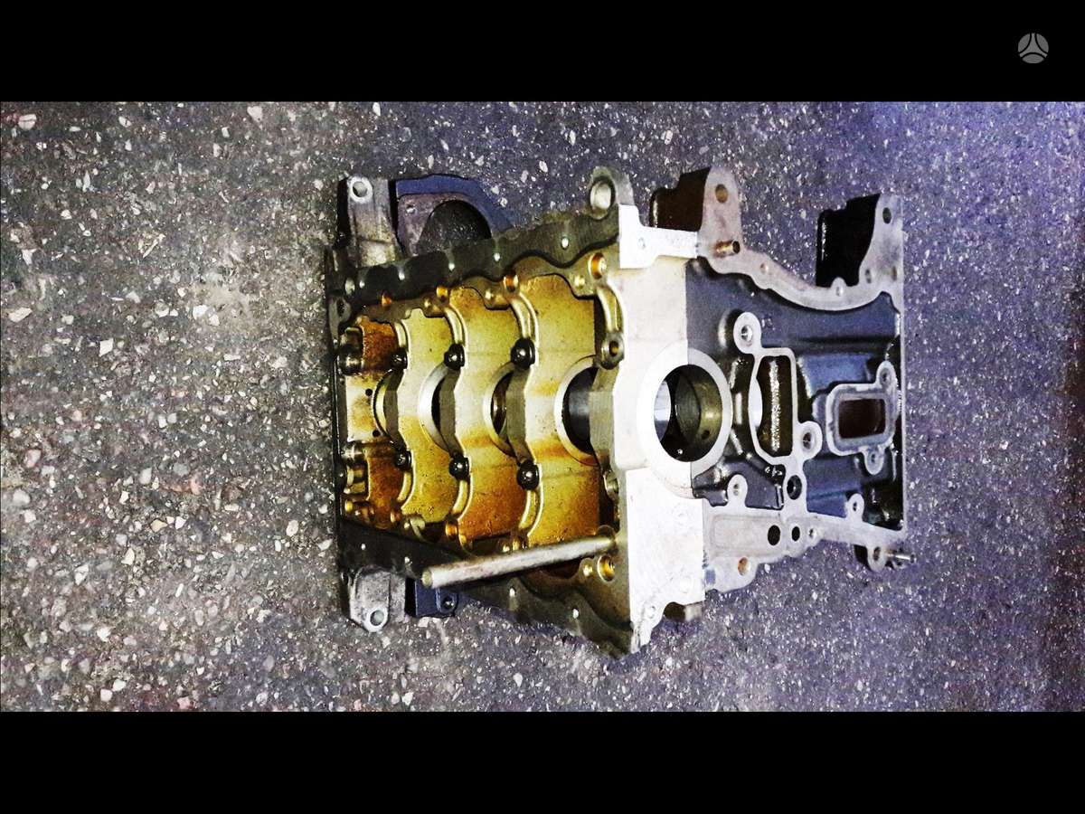 Opel Astra engine block, cylinder head