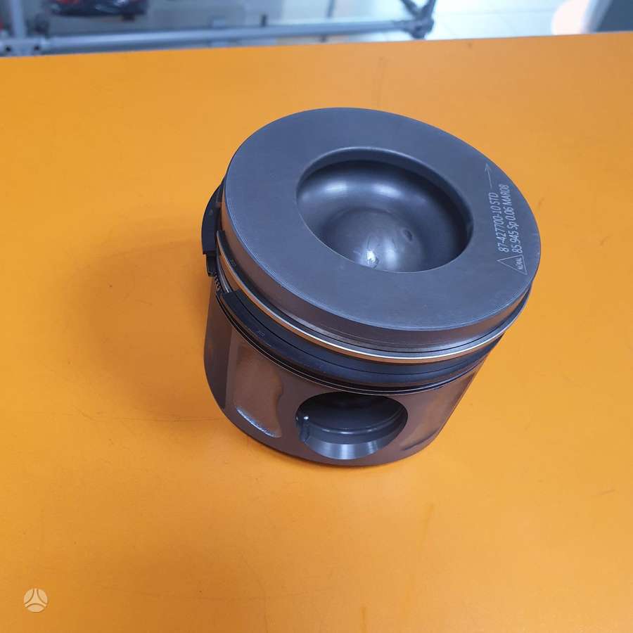 Ford Transit variklio detalės