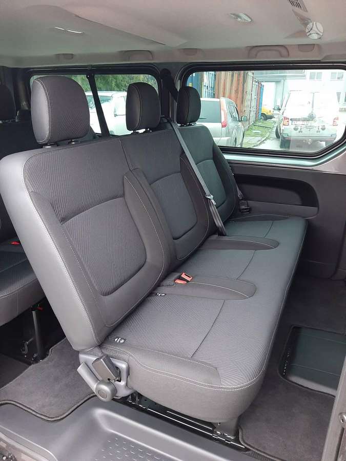 Renault Trafic, keleivinis mikroautobusas