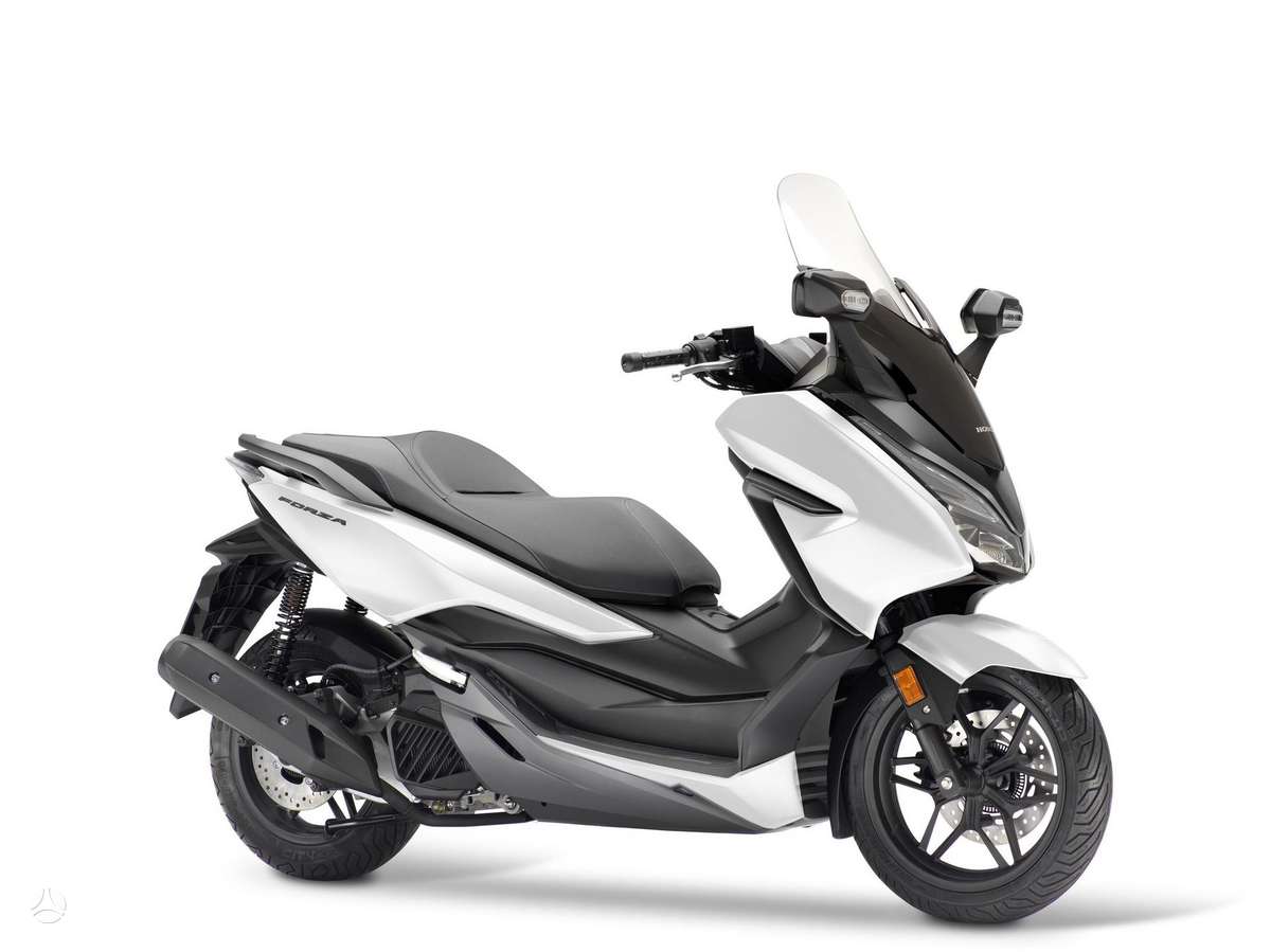 Honda Forza, scooters / mopeds