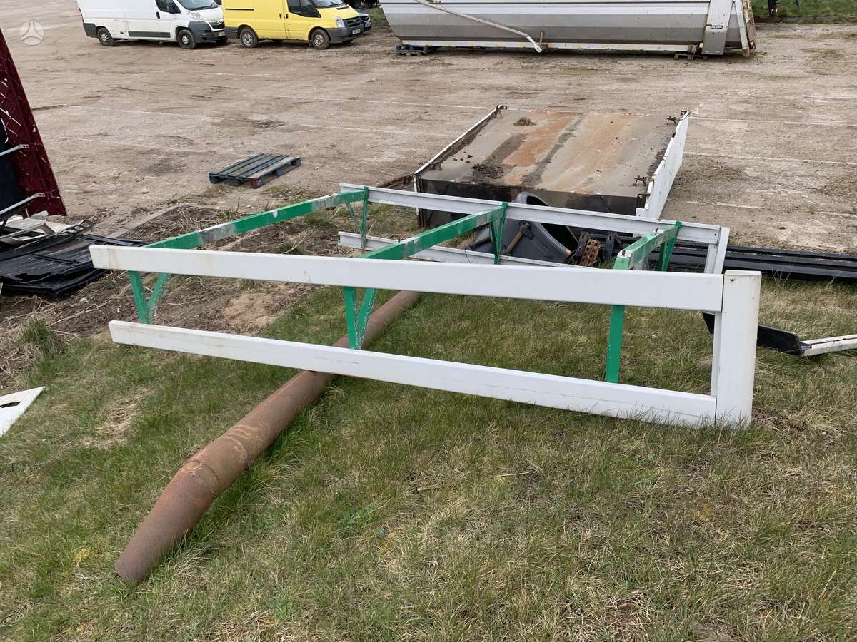 Schmitz SKO 24L, šaldytuvai