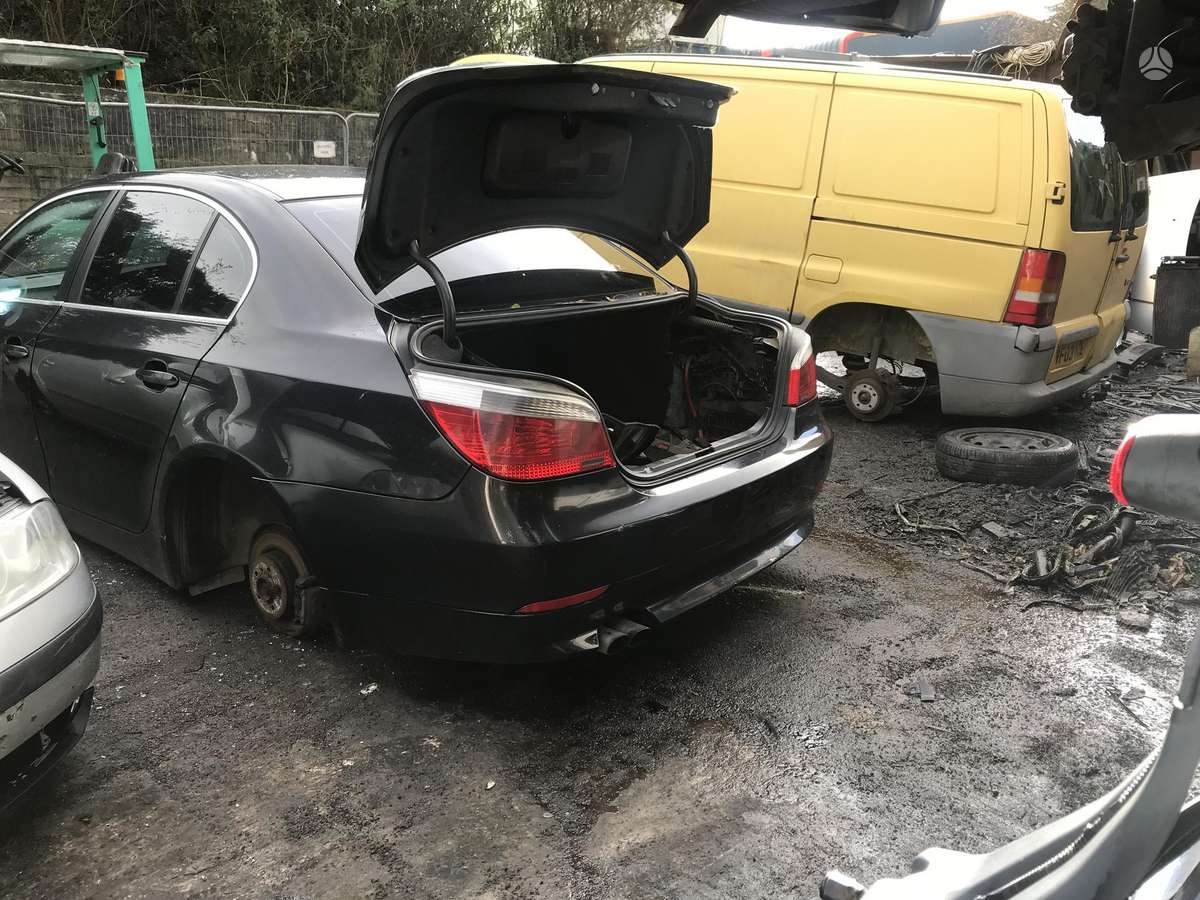 BMW 5 serija