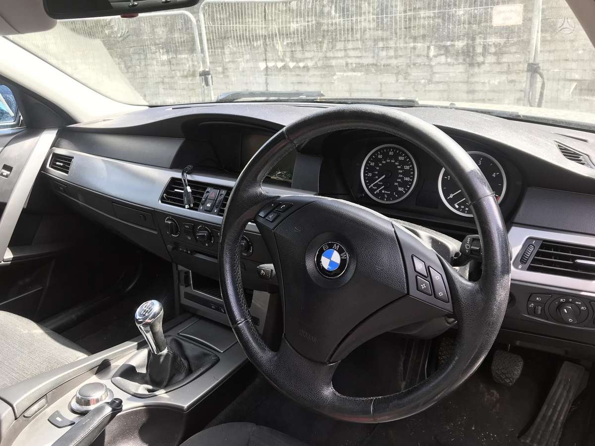 BMW 5 serija