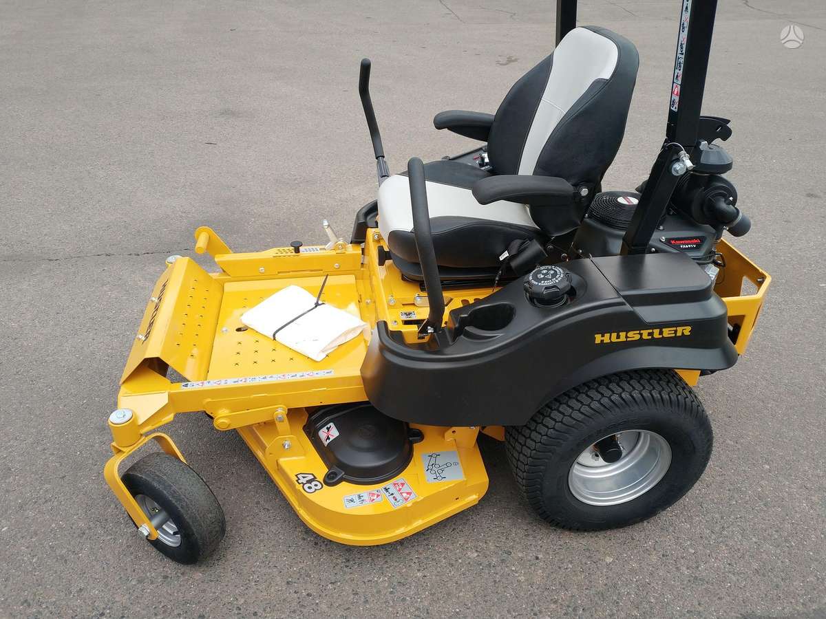 HUSTLER FasTrak SDX 48'' RD, sodo traktoriai
