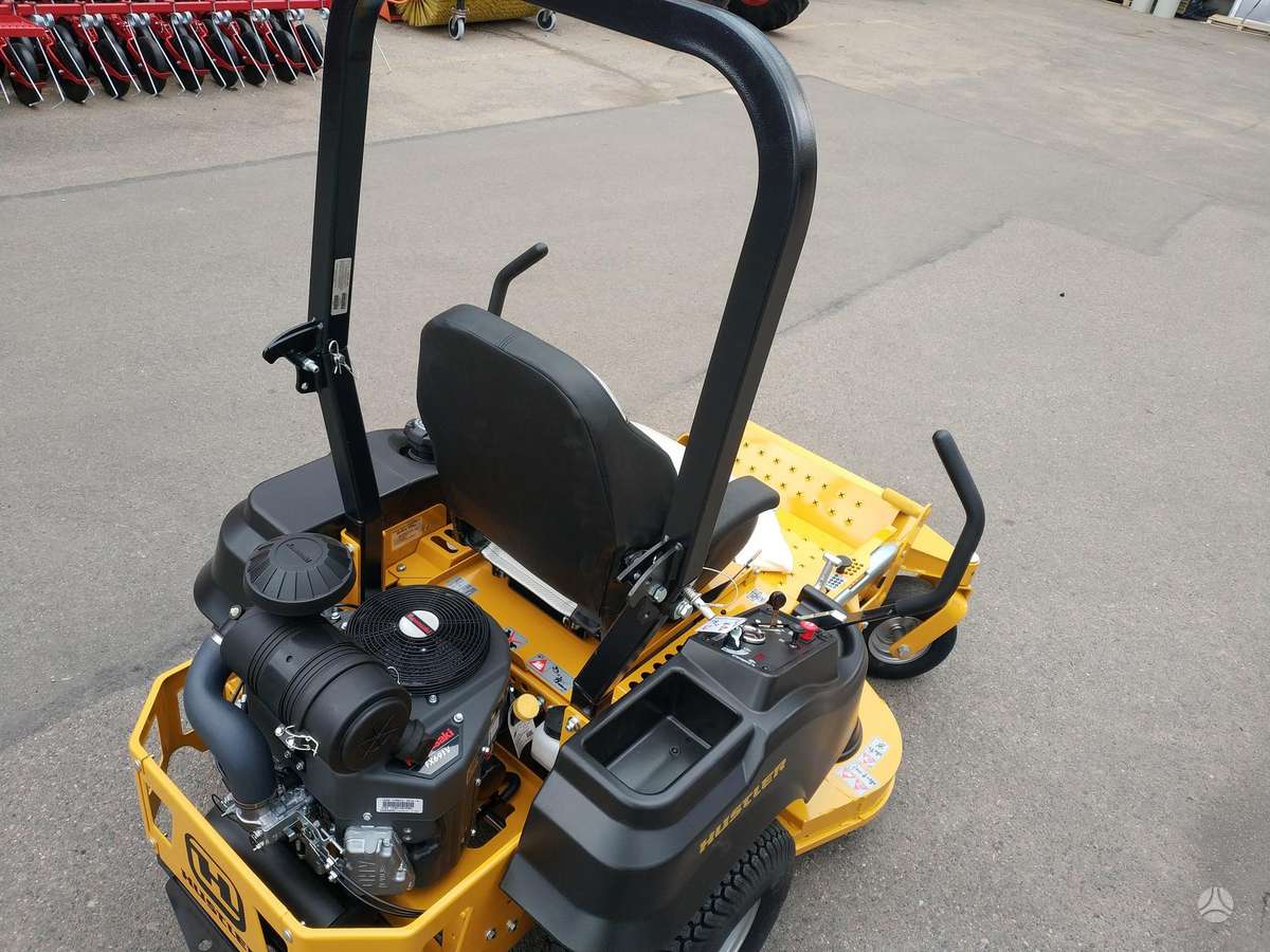 HUSTLER FasTrak SDX 48'' RD, sodo traktoriai