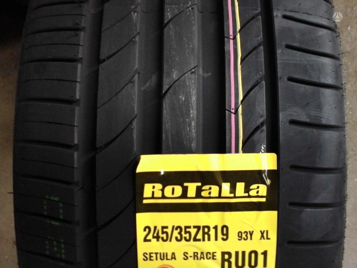 -Kita-, summer 245/35 R19