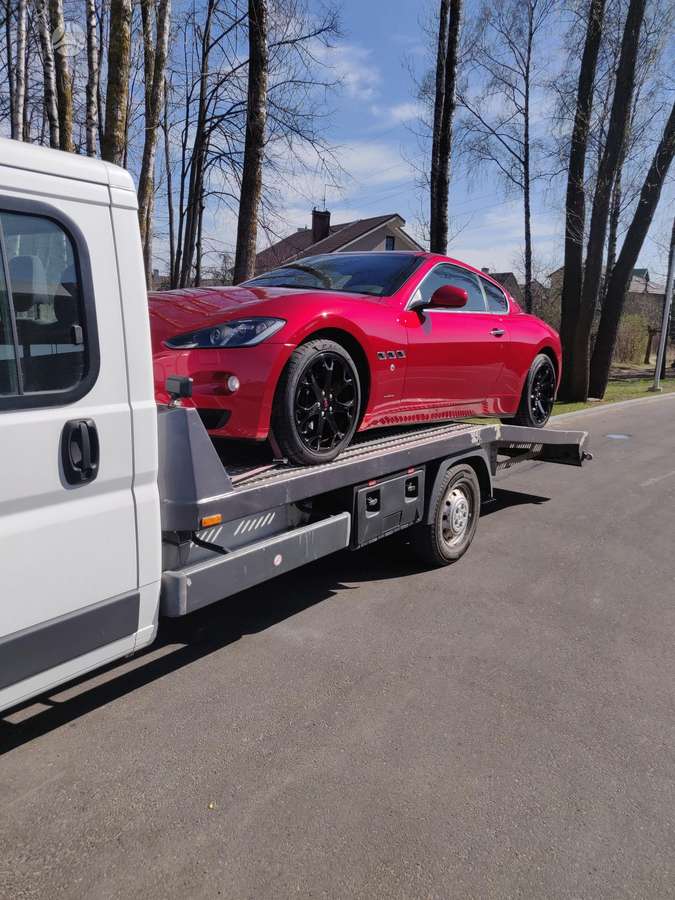 Technine pagalba kelyje. Traliukas Kaune