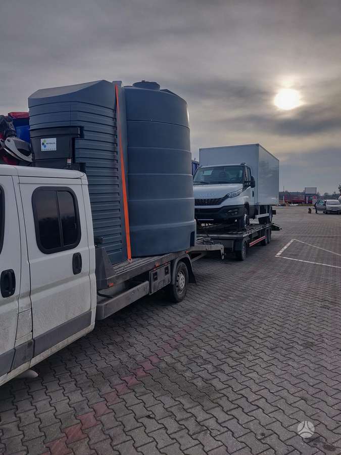 Technine pagalba kelyje. Traliukas Kaune