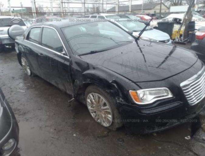 Chrysler 300C dalimis