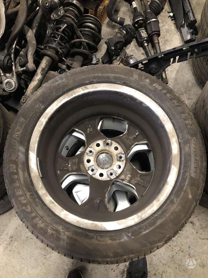 BMW, lengvojo lydinio, R17