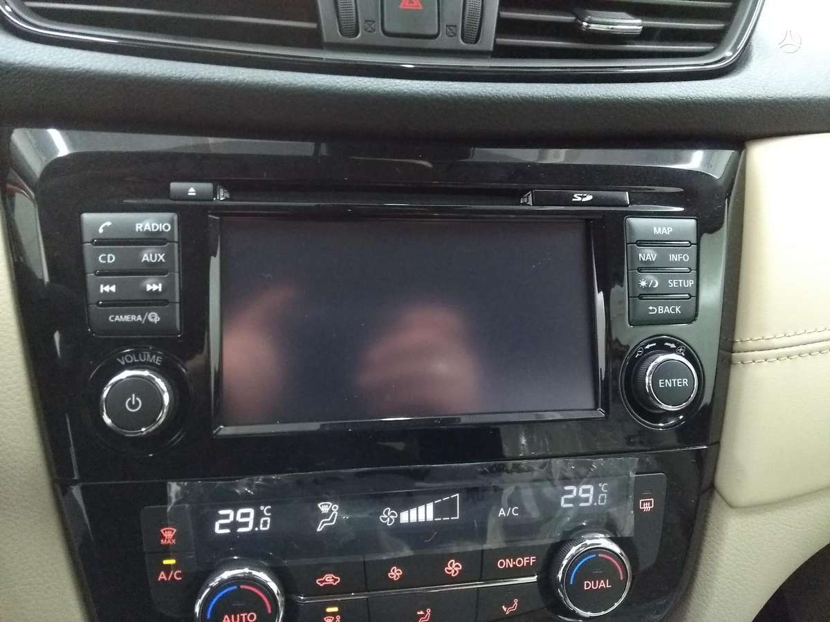 Nissan X-Trail for parts. Test auto