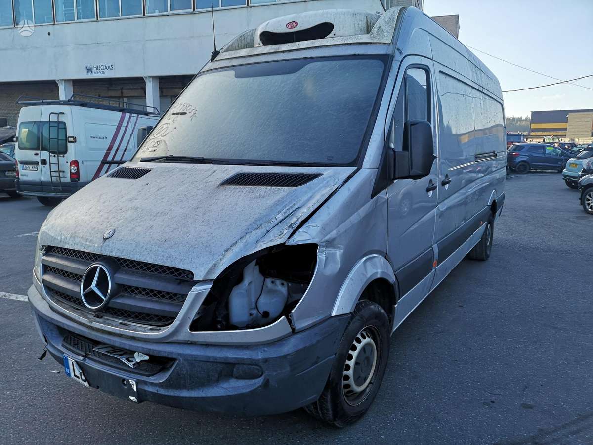 Mercedes-Benz Sprinter, preču
