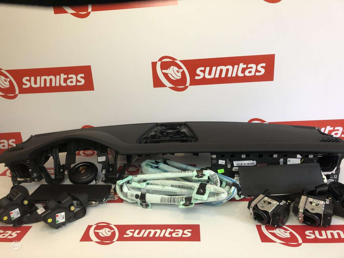 Porsche Panamera interior parts