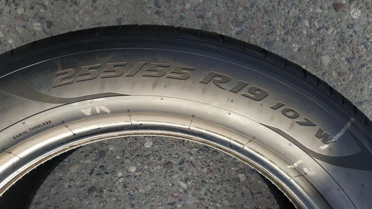 Pirelli, vasarinės 255/55 R19