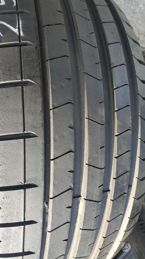 Pirelli, vasarinės 255/55 R19