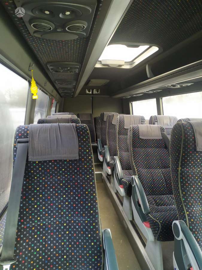 Mercedes-Benz Sprinter, passenger vans