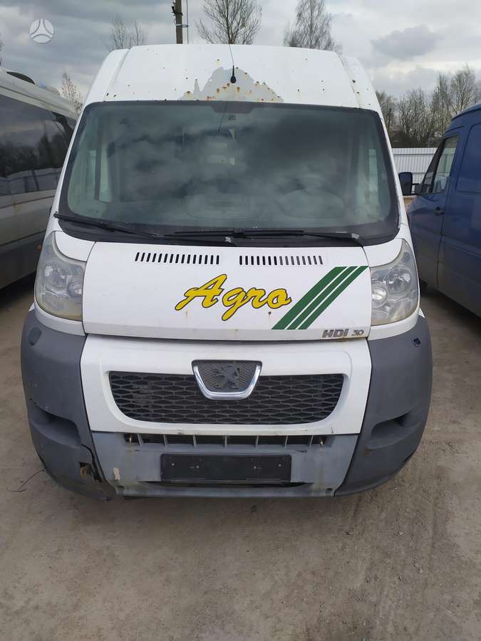 Peugeot Boxer, preču