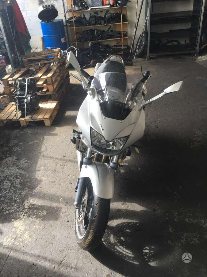 Honda CB, street / klasikiniai