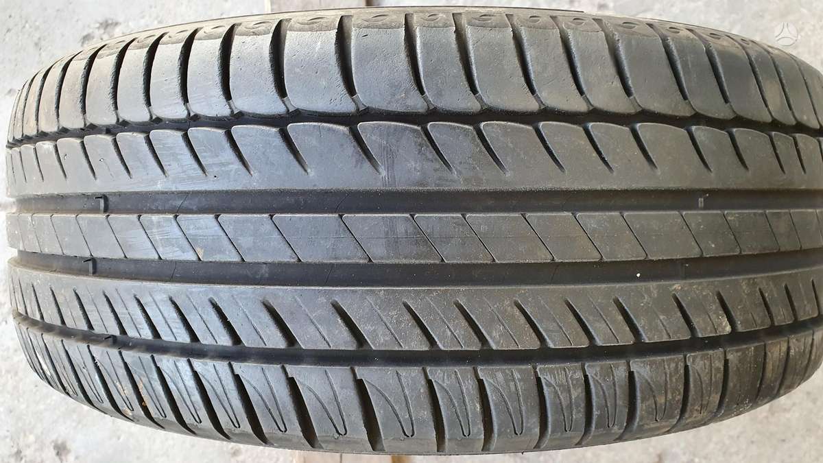 Continental Premium Contact, летние 215/55 R16