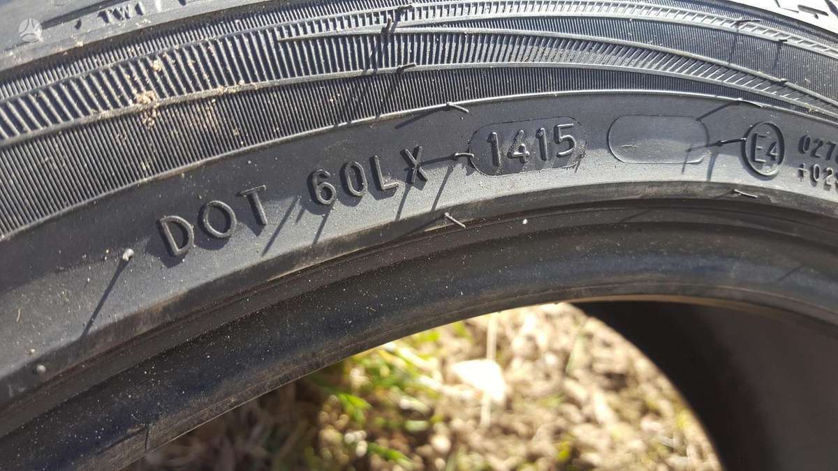 Nokian Hakka Blue, summer 215/45 R18