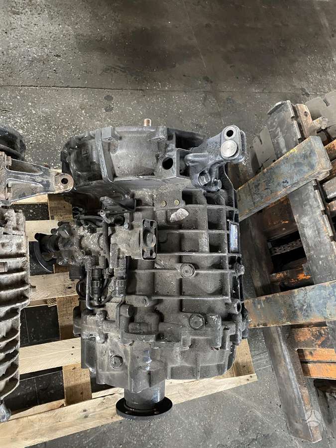 MAN ZF 6S800TD, trucks