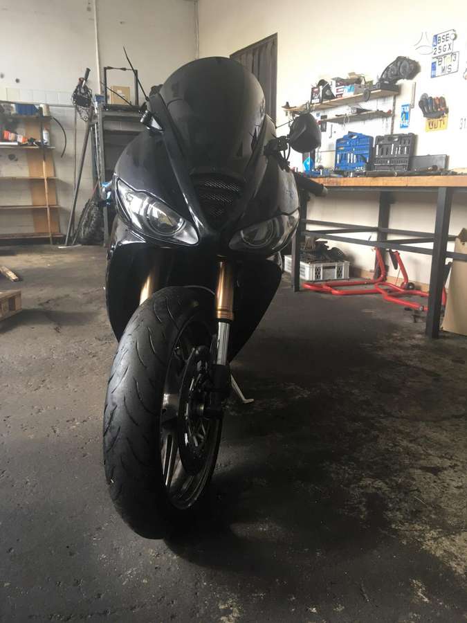 Triumph Daytona, спортбайки / superbikes