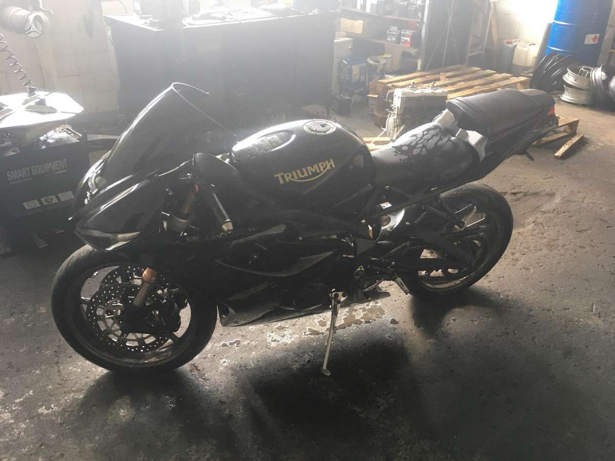 Triumph Daytona, спортбайки / superbikes
