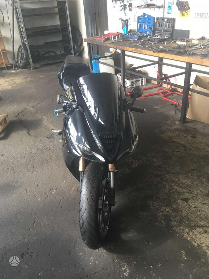 Triumph Daytona, спортбайки / superbikes