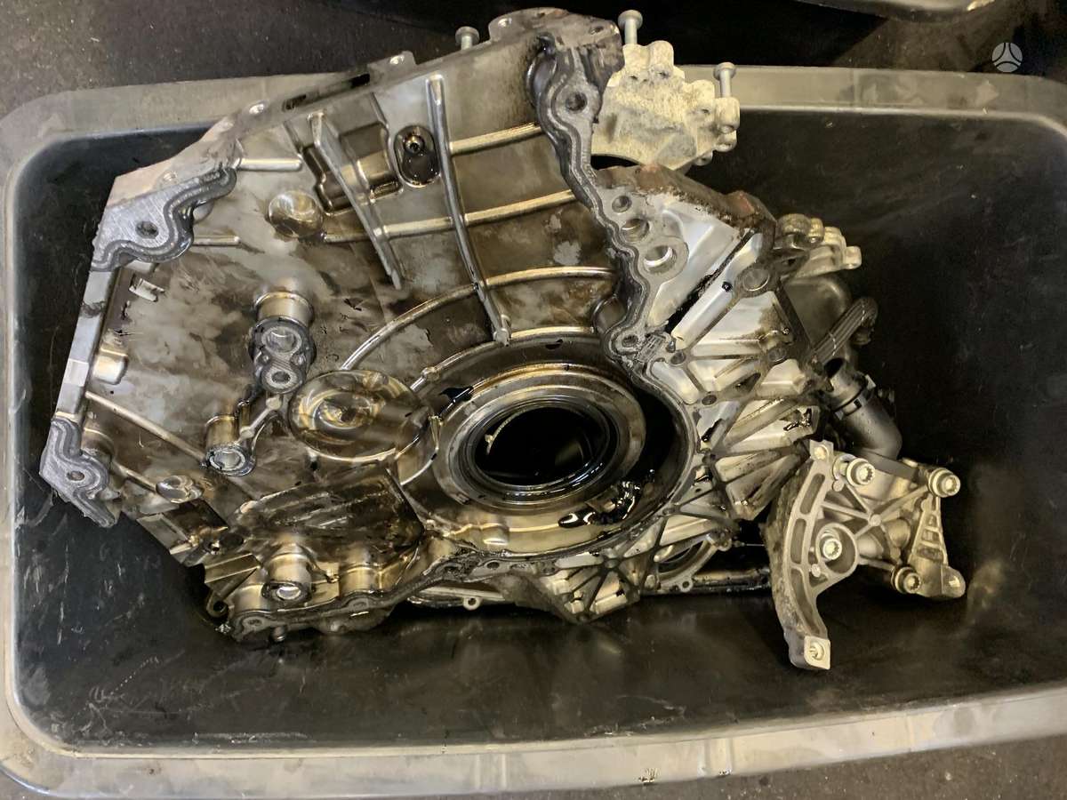 Audi Q7, CRTC, variklio detalės