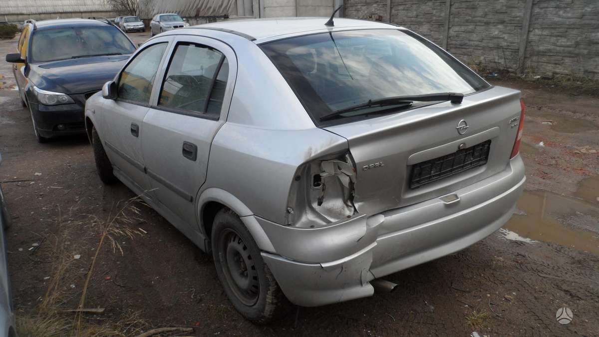 Opel Astra rezerves daļās