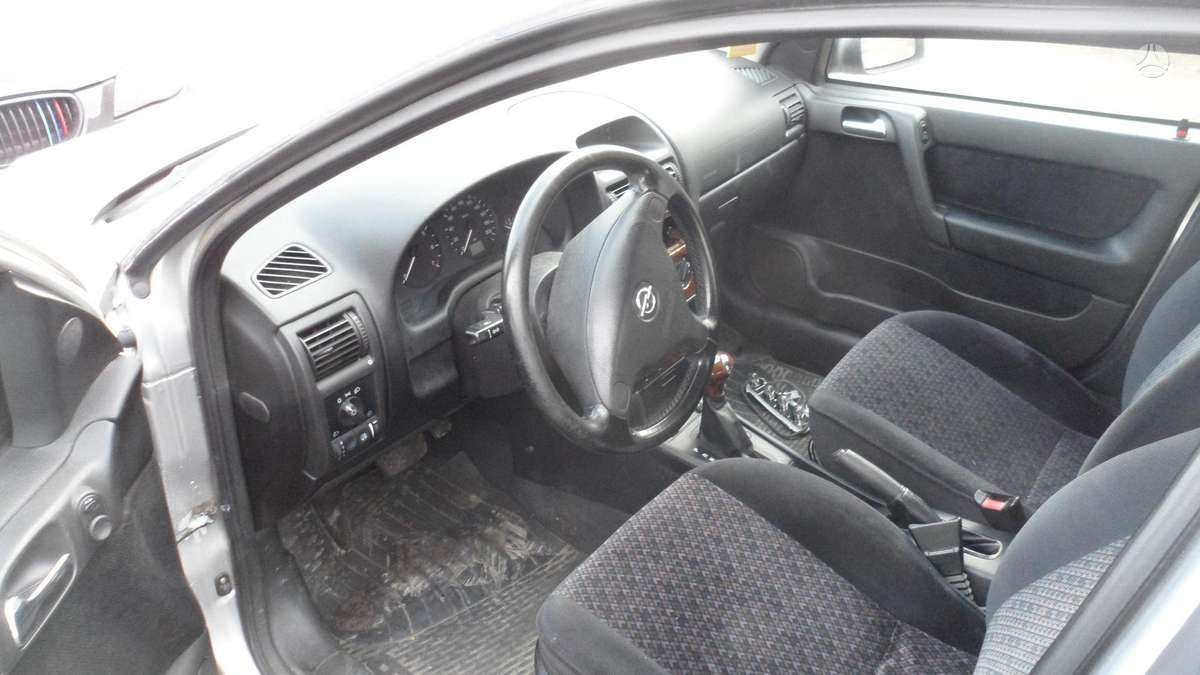 Opel Astra по частям