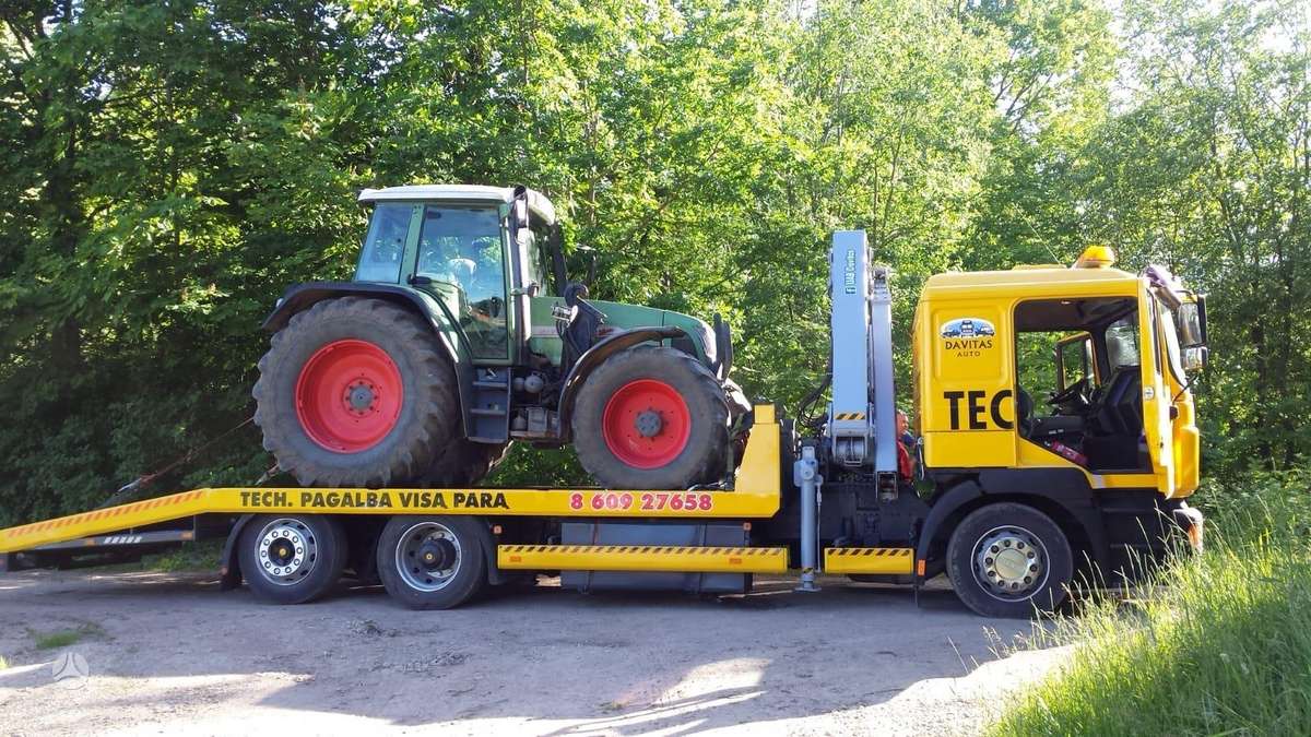 Krovinių ir žemės ūkio technikos pervežimas