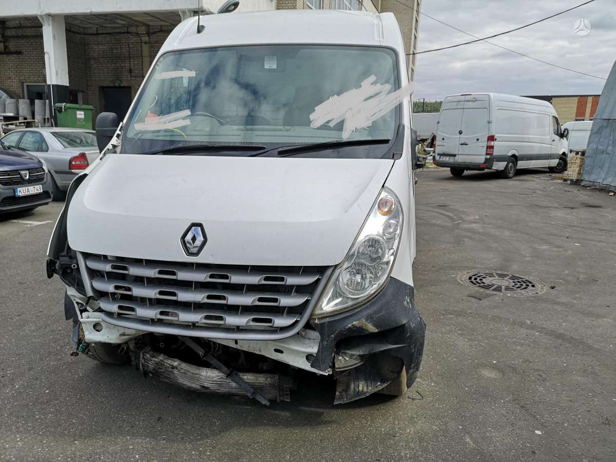 Renault MASTER, preču