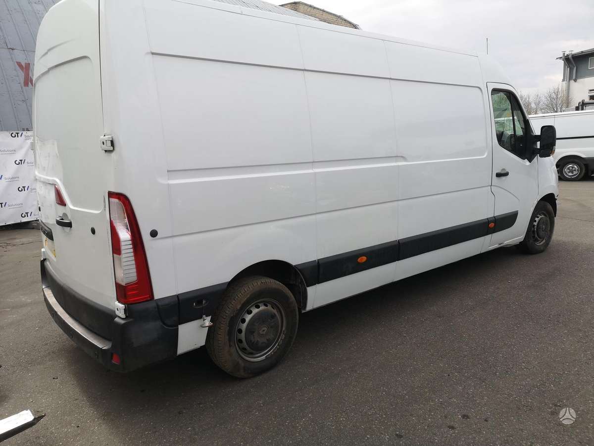 Renault MASTER, preču