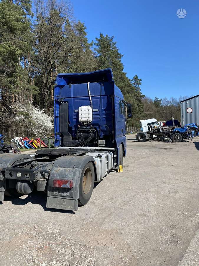 MAN TGX, semi-trailer trucks