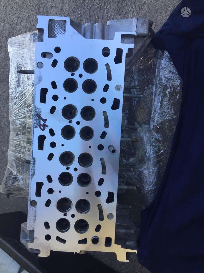 Renault Trafic crankshaft, engine block, cylinder head