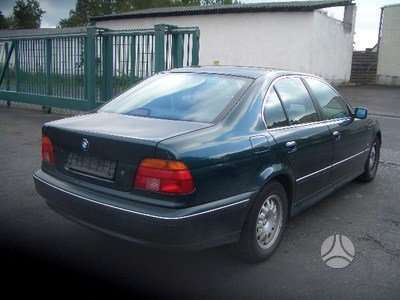 BMW 525 rezerves daļās