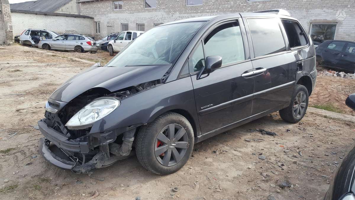 Citroen C8