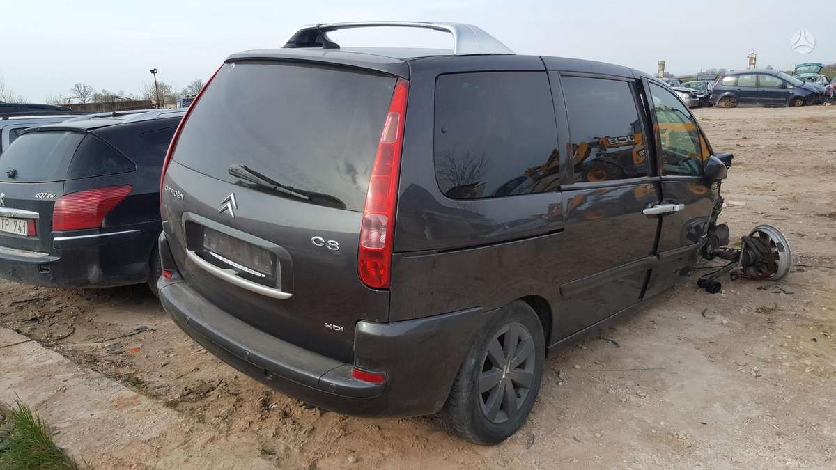 Citroen C8