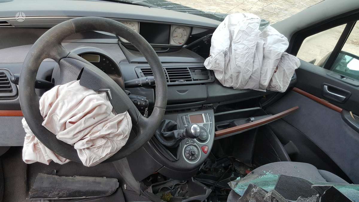 Citroen C8