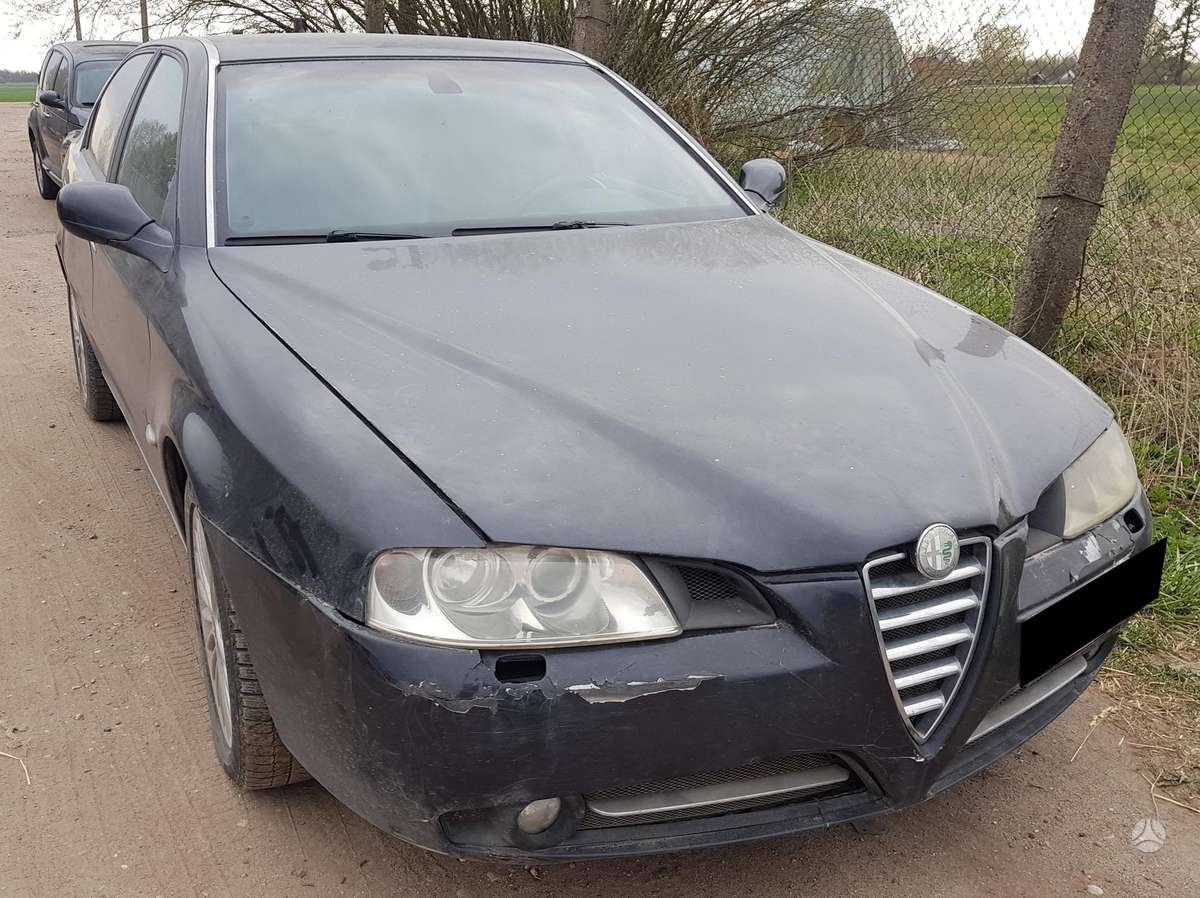 Alfa Romeo 166 for parts