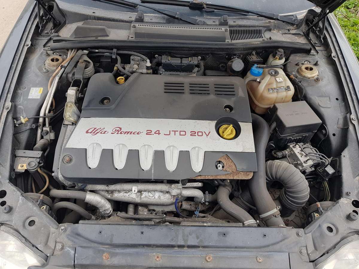Alfa Romeo 166 rezerves daļās