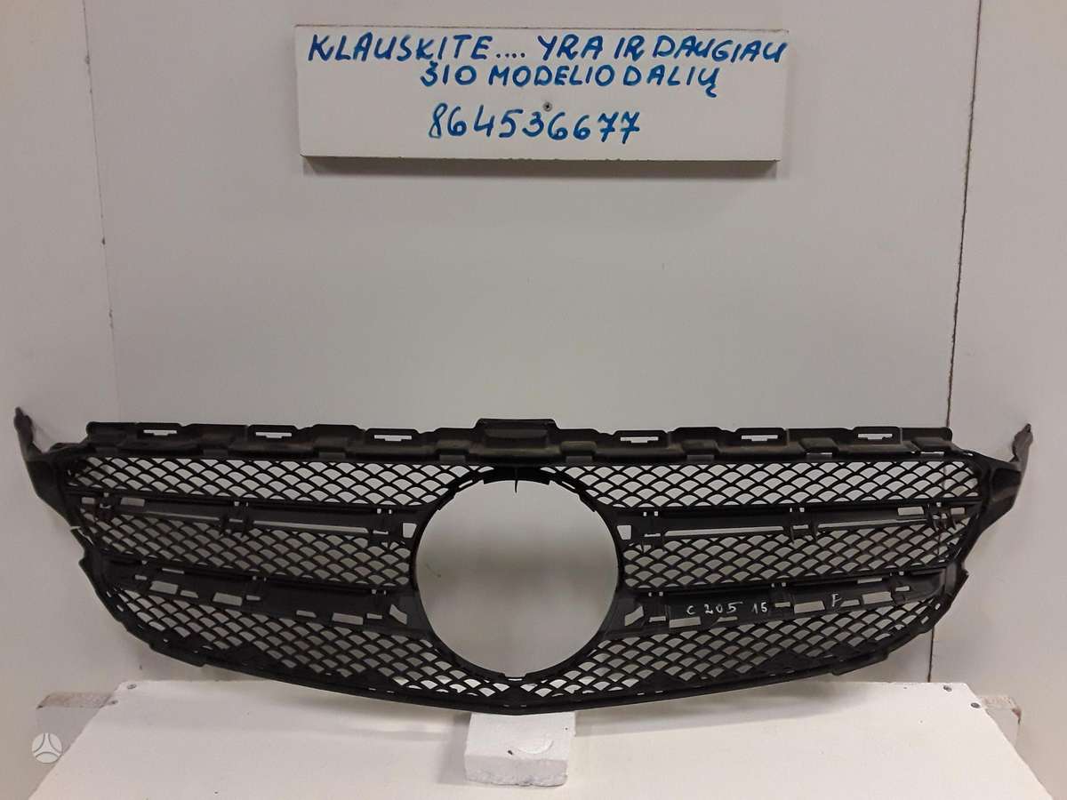 Mercedes-Benz C klasė dalimis