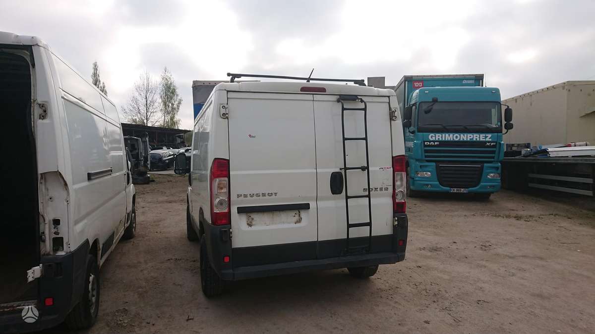 Peugeot Boxer, preču