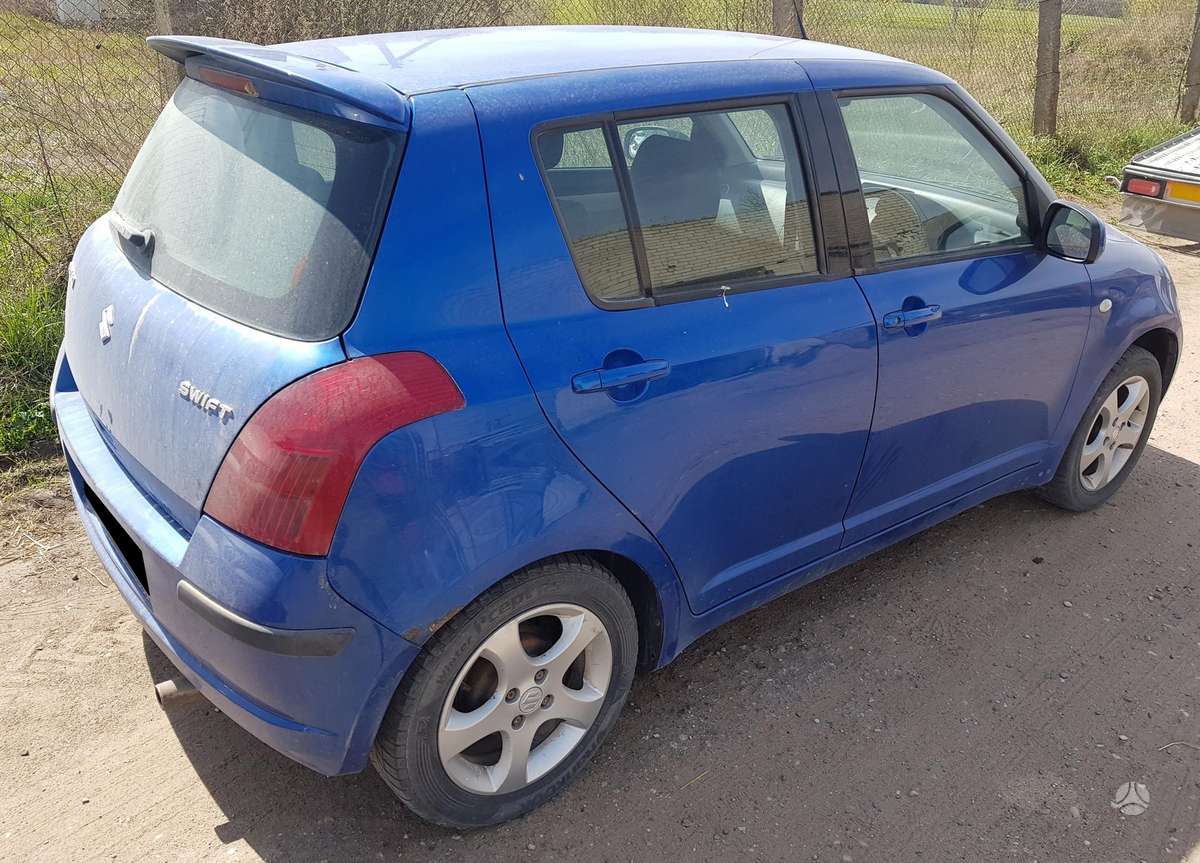Suzuki Swift по частям