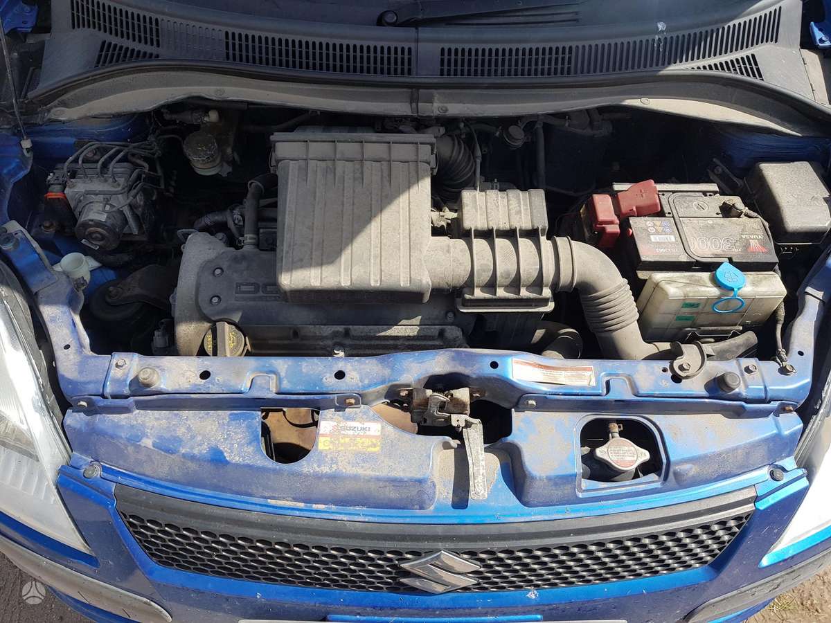 Suzuki Swift по частям